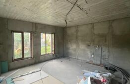 Casă de vânzare — Bargău