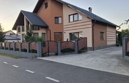 Casă superbă într-o zonă liniștită – 4 dormitoare, 3 băi, living spațios și grăd