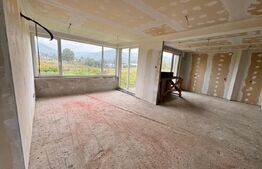 Casă semifinisată cu teren generos – 377 mp utili, 5754 mp teren – ideală pentru