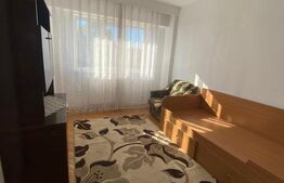 Apartament cu 3 camere, 75 mp, zona Centrala