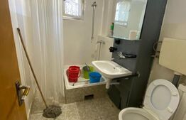 Apartament cu 3 camere, 75 mp, zona Centrala