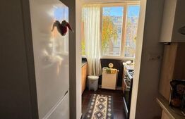 Apartament 3 camere, 68 mp, zona Hotvon