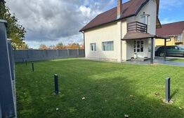 Casă modernă complet renovată, cu curte amenajată și sisteme inteligente