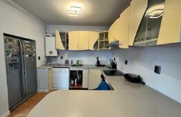 Casă modernă complet renovată, cu curte amenajată și sisteme inteligente