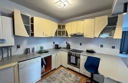 Casă modernă complet renovată, cu curte amenajată și sisteme inteligente