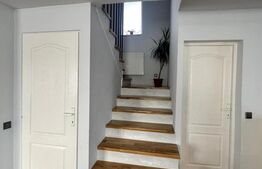 Casă modernă complet renovată, cu curte amenajată și sisteme inteligente