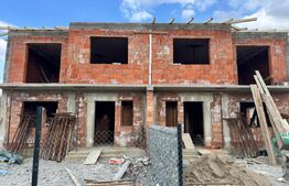 Duplex de vanzare, 124 mp, la rosu sau semifinisat
