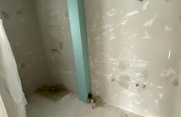 Apartament 3 camere, 88 mp, zona Central 