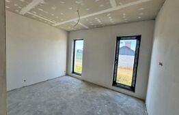 Casă nouă, semifinisata –  aproape de oraș!