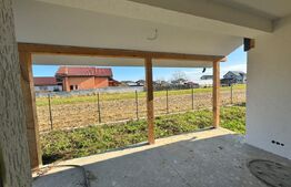 Casă nouă, semifinisata –  aproape de oraș!