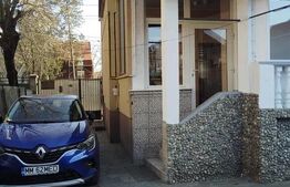 Casă cu garaj și 2 șeminee, lângă Parcul Mare – Str. Victoriei, Baia Mare