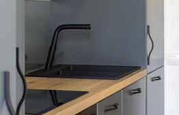 Apartament 2 camere, 65 mp utili, zona Central 