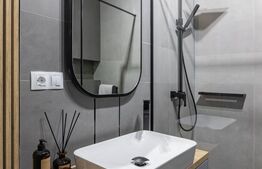 Apartament 2 camere, 65 mp utili, zona Central 