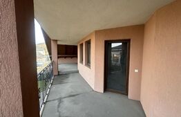 Vilă 330 mp utili + 970 mp teren, zona Independentei 