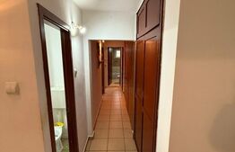 Apartament 3 camere, decomandat, 2 băi, balcon extins cu bucătăria