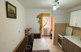Apartament 3 camere, decomandat, 2 băi, balcon extins cu bucătăria