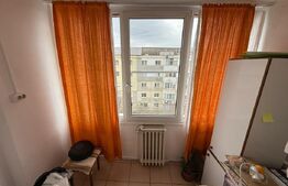 Apartament 3 camere, decomandat, 2 băi, balcon extins cu bucătăria