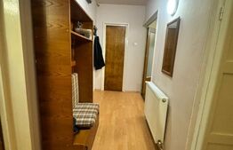 Apartament 3 camere, 74 mp, zona Sasar