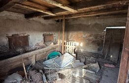 Două case pe același teren, 180 mp utili, 25 ari, Șindrești