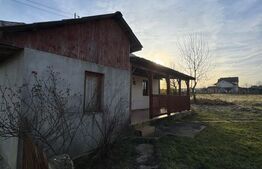Două case pe același teren, 180 mp utili, 25 ari, Șindrești