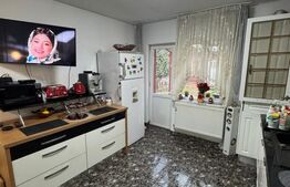 Casă 3 camere, curte generoasă, terase, parcare – zona Orașul Vechi