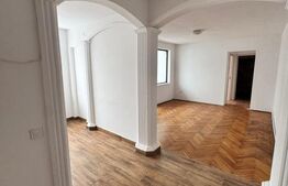 Apartament 2 camere, 55 mp, zonă Centrală
