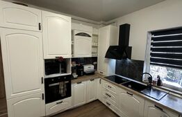 Apartament 3 camere, 53 mp, zona Sasar