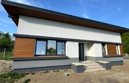 Casă individuală eficientă energetic, teren 9 ari, încălzire în pardoseală 