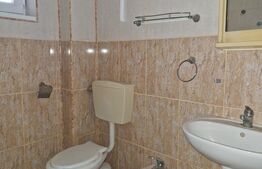 Casă spațioasă în comuna Recea, într-o zonă liniștită și bine poziționata