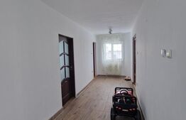 Casă spațioasă în comuna Recea, într-o zonă liniștită și bine poziționata