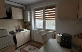 Apartament 3 camere, 64 mp, zona Sasar