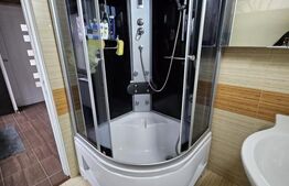 Casă 90 mp, teren 199 mp, zonă Centru Vechi