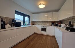 Casă Smart de Vânzare – 300 mp | Panouri Fotovoltaice 16 kW | Teren 1.900 mp