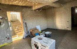 Apartament 3 camere, 43 mp, zona Vest