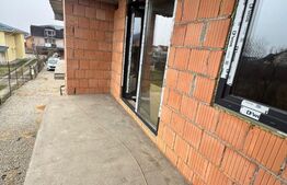 Garsoniera 1 camera, 37 mp, zona Vest SEMIFINISAT