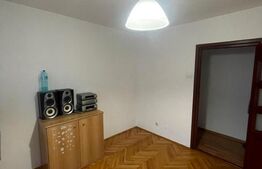 Apartament 4 camere, 100 mp utili, 2 băi, etaj 2 – zonă Centrală