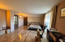 Casa de vanzare, 134 mp, teren 1300 mp, zona Vest