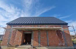 Casă P+M la roșu de vânzare în Catalina – zonă liniștită, locuința ideală