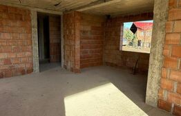 Casă la roșu în Groși, 144 mp construiți, teren 536 mp, priveliște superbă