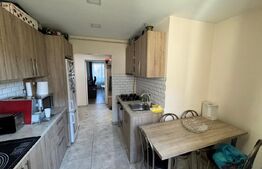 Apartament 3 camere, 89 mp, zona Sasar 