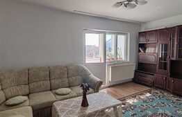 Apartament 3 camere, 72 mp, zona Hotvon