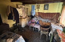 Casă 78 mp, teren 5.8 ari, utilități, zona Ferneziu 