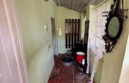 Casă 78 mp, teren 5.8 ari, utilități, zona Ferneziu 