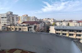 Ultracentral 3 camere, 70 mp + terasă privată – îl renovezi cum vrei