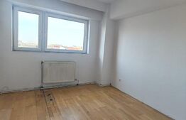 Ultracentral 3 camere, 70 mp + terasă privată – îl renovezi cum vrei