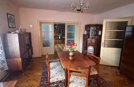 Casă 3 camere + 40 ari teren, zonă centrală Târgu Lăpuș