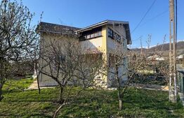 Vilă premium Tăuții de Sus, 250 mp, teren 14 ari, tenis & panoramă