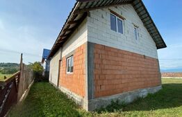 Casă P+M Remetea Chioarului, 135 mp utili, teren 435 mp, 45.000€