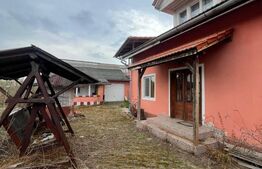 Casă P+M cu 2 corpuri, garaj și teren generos ~23 ari – Coltirea