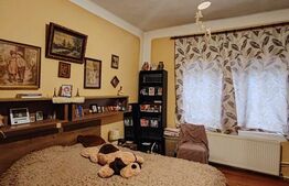 Oază urbană în Centrul Vechi: casă 160 mp, teren 320 mp, garaj